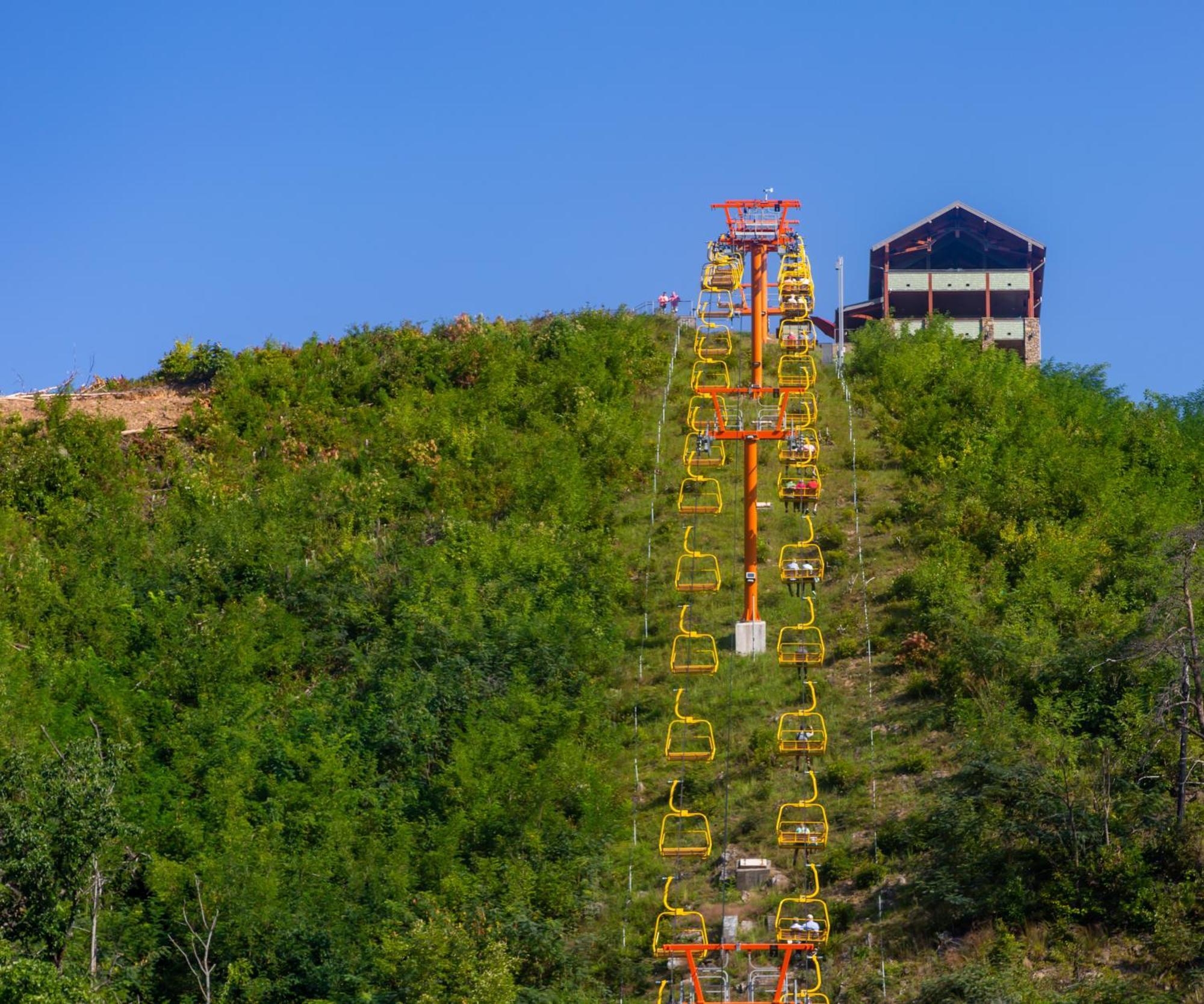 Rock Of Ages, Hot Tub, Game Room, Wifi, 1089 Free Tickets Each Paid Day, Dollywood And More Pigeon Forge Exterior photo